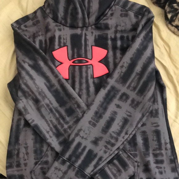 Super cute women’s Small hoodie! - Picture 2 of 3